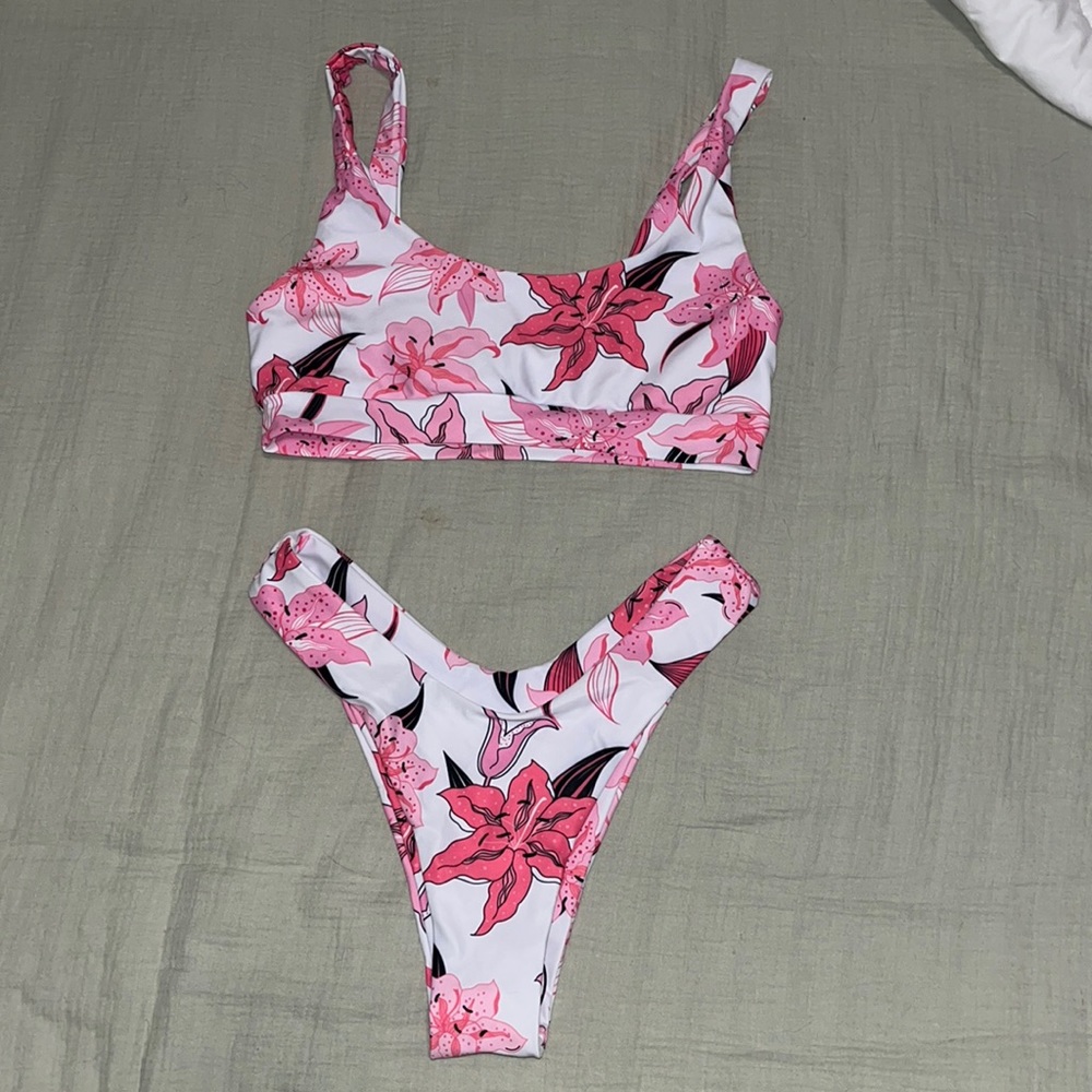 NWOT SHEIN Bikini Set